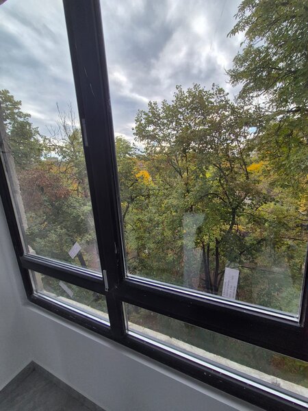 Moghioros, Plaza, exclusivitate Publicimob